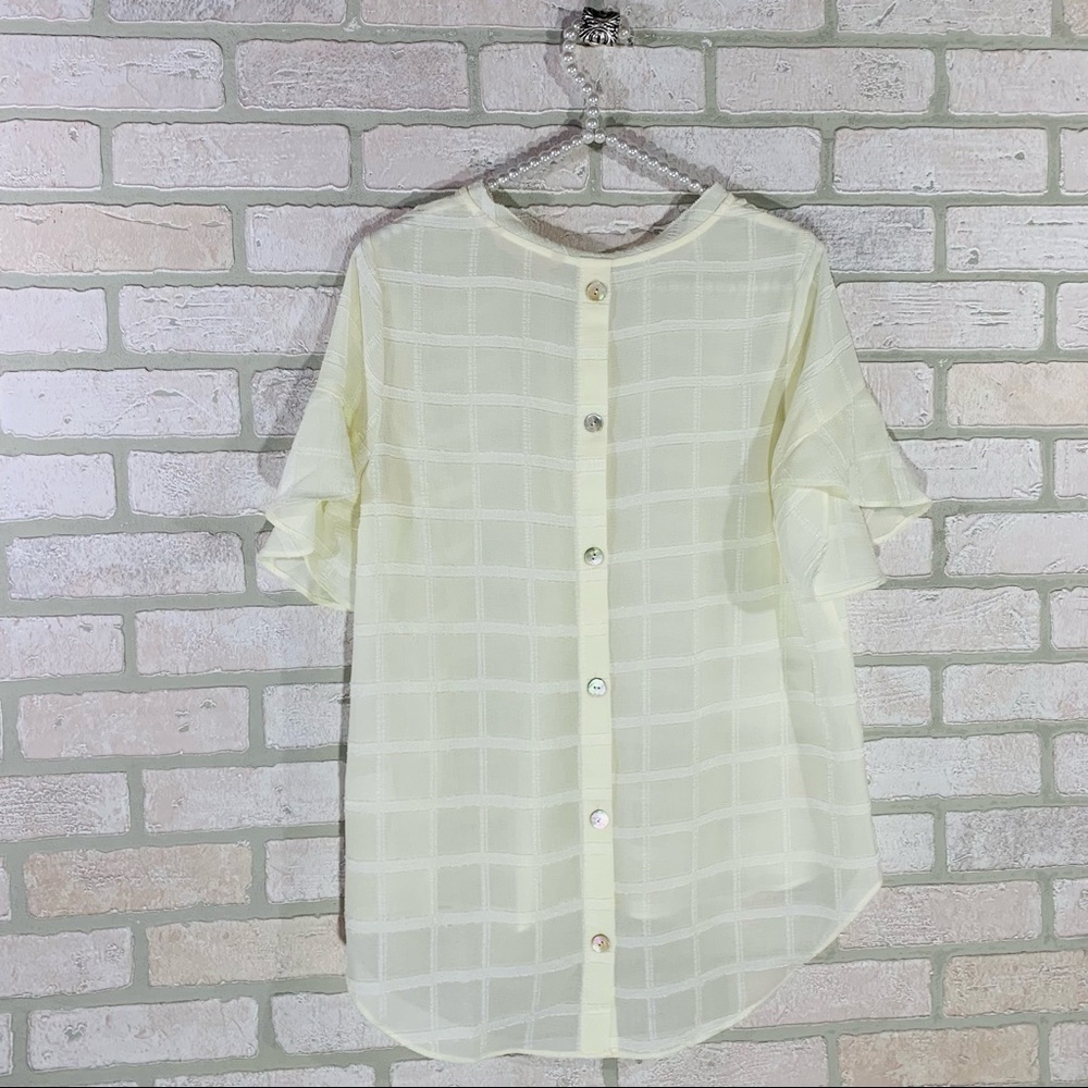 Soft Surroundings Cream Button Back Flutter Sleev… - image 6